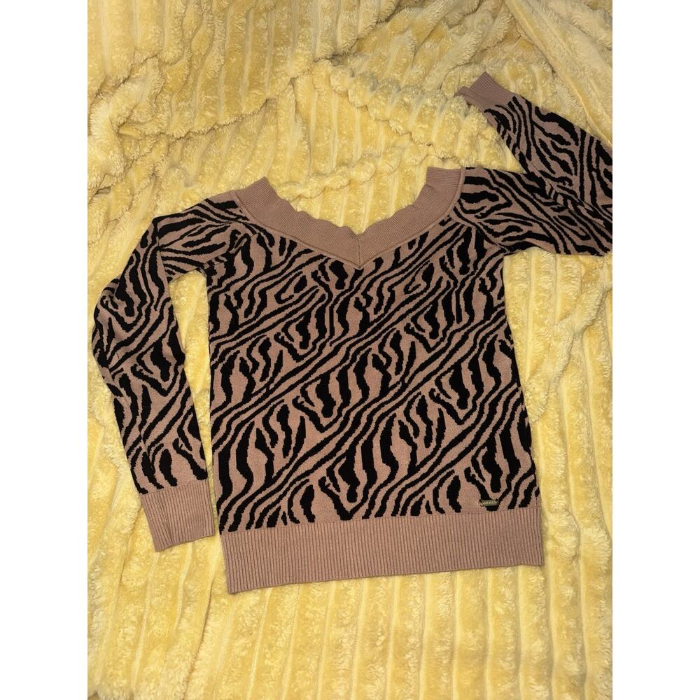 Womens Guess Leopard Print  striped sweater size MEDIUM  (AZA)